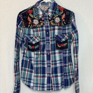 The Ranch Wear Vintage Rebel Button Down Up Shirt Embroidered Crystal Women's M
